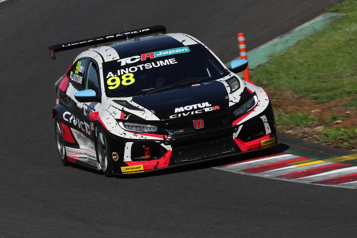 決勝2位は猪爪杏奈（DOME RACING）