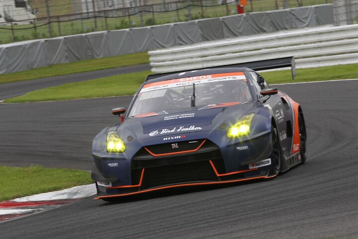 総合＆ST-Xクラス優勝はHELM MOTORSPORTS GTR GT3（鳥羽豊／平木湧也／平木玲次）
