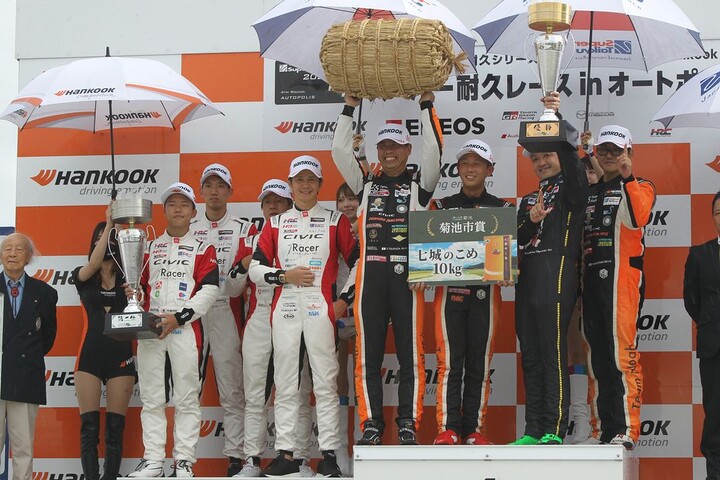 ST-TCRクラスの表彰式