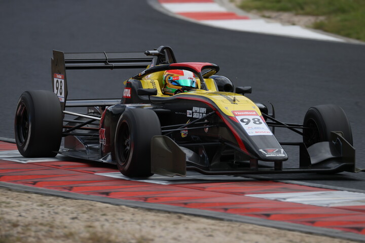 ロベルト・メルヒ・ムンタン（B-MAX Racing 320）は9位でレースを終える