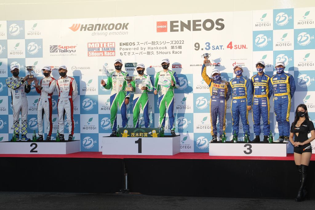 ST-4クラスの表彰式