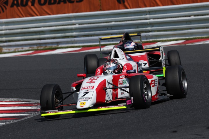 決勝3位は三井優介（HFDP RACING TEAM）