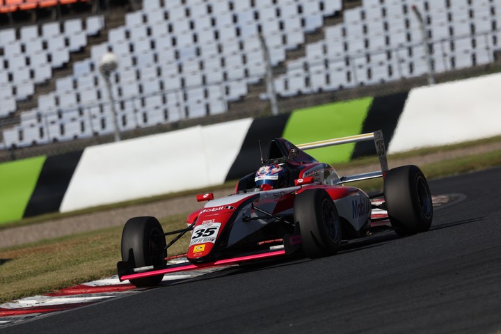 第11戦、第12戦とも予選2位の荒川麟（TGR-DC RSトムススピリットF4）