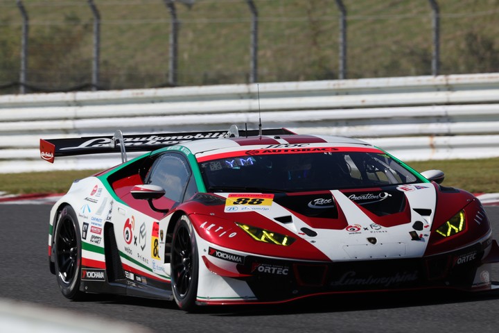 公式練習: GT300クラス2位はWeibo Primezランボルギーニ GT3（小暮卓史／元嶋佑弥）