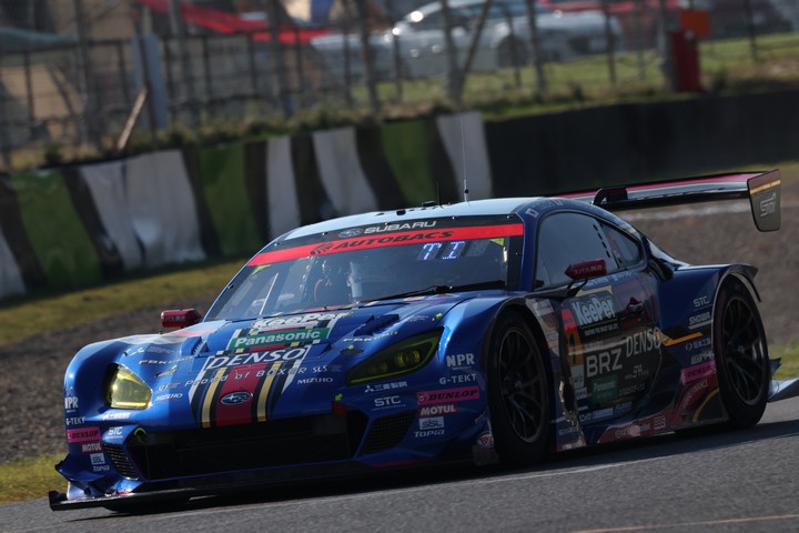 GT300クラスポールポジションはSUBARU BRZ R&D SPORT（井口卓人／山内英輝）