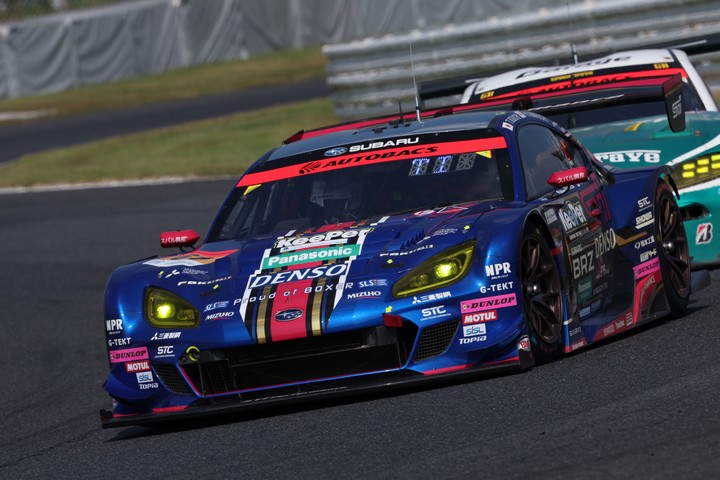 GT300クラス決勝2位はSUBARU BRZ R&D SPORT（井口卓人／山内英輝）