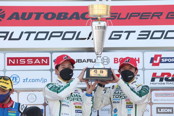 GT300クラスウイナーの吉田広樹／川合考汰組（埼玉トヨペット Green Brave）