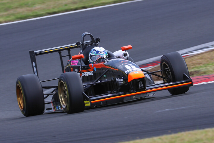 決勝2位は佐々木孝太（ファーストガレージ&ISP）