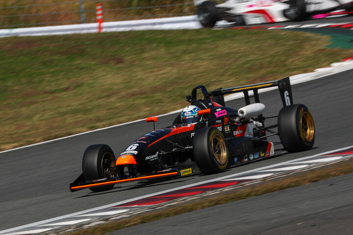 決勝2位は佐々木孝太（ファーストガレージ&ISP）