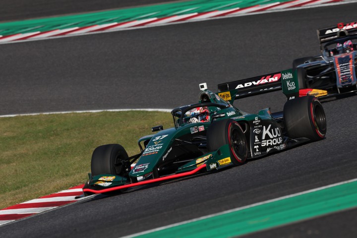 決勝3位は宮田莉朋（Kuo VANTELIN TOM'S SF19）