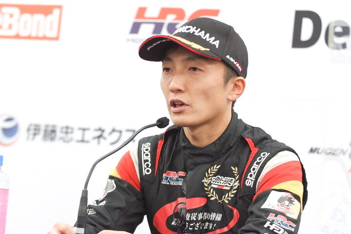 予選記者会見：ポールポジションの野尻智紀（TEAM MUGEN）