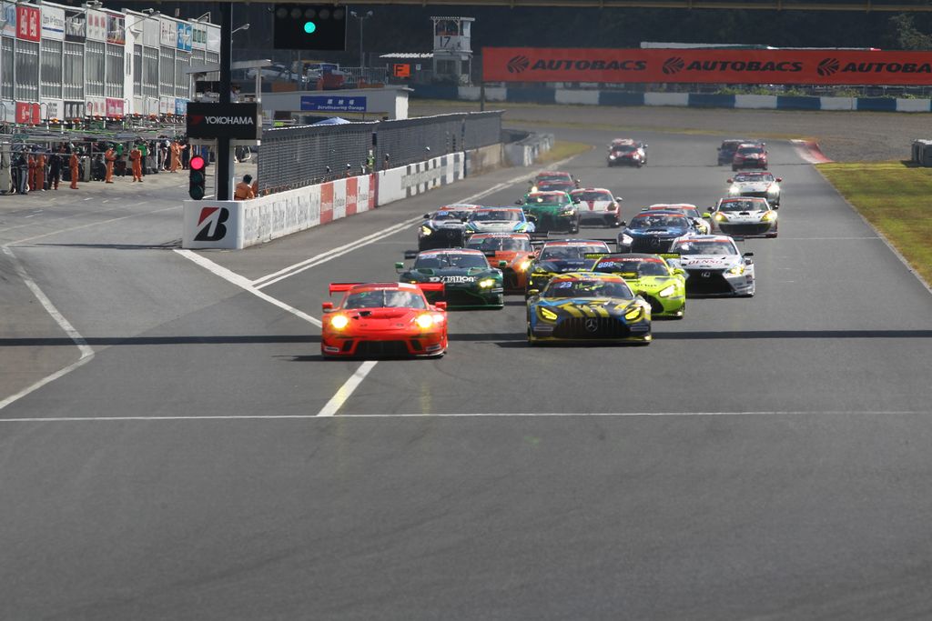 グループ1の決勝がスタートした