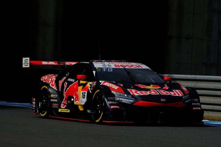 公式練習：GT500クラス2位はRed Bull MOTUL MUGEN NSX-GT（笹原右京／大湯都史樹）