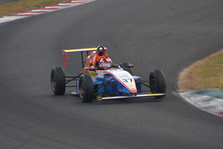 予選4位は大川烈弥（アルビB-AutoダイテルED）