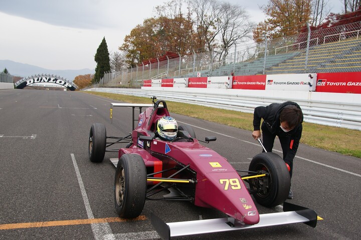 決勝7位、ジェントルマンクラス優勝は安藤弘人（ZAP SPEED 10V ED）