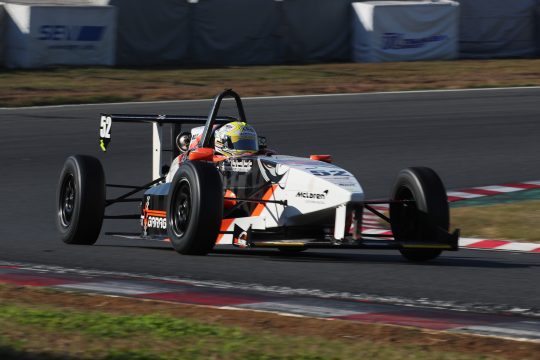 予選6位は岩本瞬（ファーストガレージ小倉学園S2）