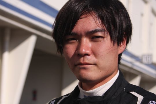 ポールポジションの白崎稜（ZAPスタッフリソースED）