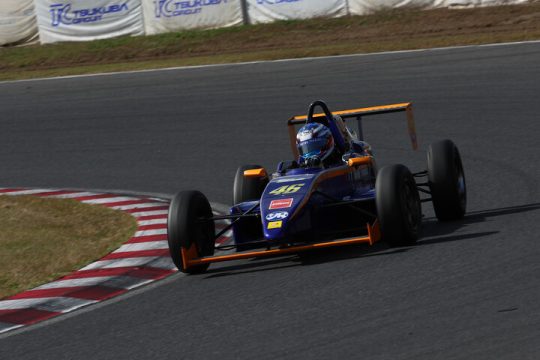 マスタークラス優勝は本間隆史(MATレーシングPJ 10V)