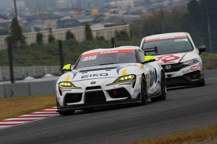 ST-ZクラストップタイムはHIRIX★EIKO GT4（山崎学／坪井翔／野中誠太）