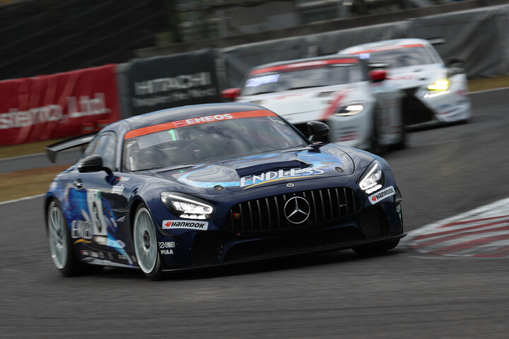 ST-QクラスポールポジションはENDLESS AMG GT4（小河諒／川端伸太朗／菅波冬悟／谷岡力）