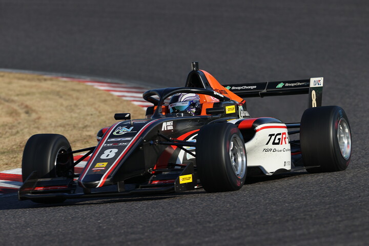 決勝2位は小山美姫（TGR-DC F111/3）