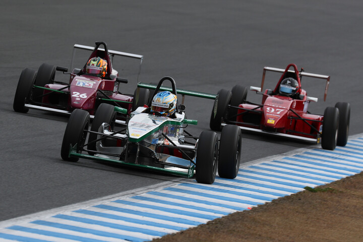 内田涼風、村田悠磨、熱田行雲の三つ巴のトップ争い