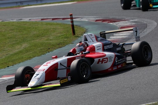 優勝は三井優介(HFDP RACING TEAM) 優勝は三井優介(HFDP RACING TEAM)