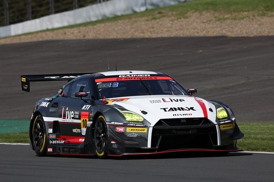 公式練習: GT300クラストップタイムはTANAX GAINER GT-R（富田竜一郎／大草りき／塩津佑介）