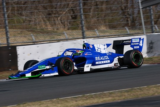 決勝3位はサッシャ・フェネストラズ（REALIZE Corporation KONDO SF19）