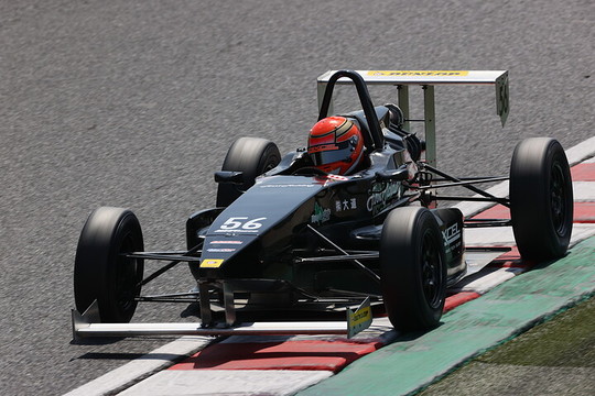 予選2位は森山冬星(DIXCEL/ROYAL/MYSY) 予選2位は森山冬星(DIXCEL/ROYAL/MYSY)