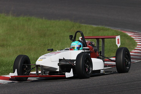 決勝3位は八巻渉（中日本自動車短期大学MSE学科KK-SII）