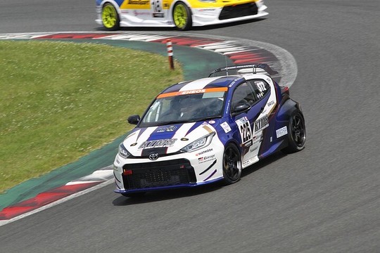ウォームアップ: ST-2クラストップタイムはKTMS GR YARIS