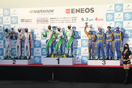 ST-4クラスの表彰式