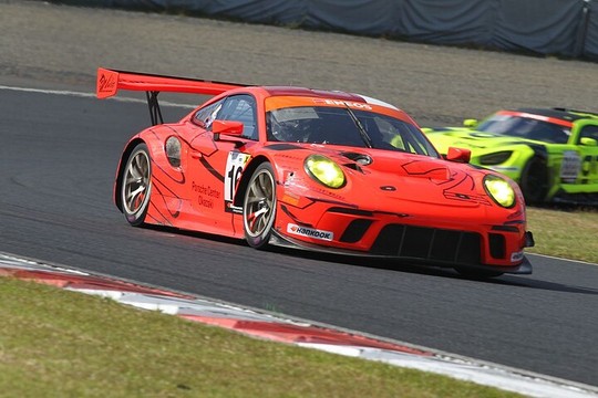 グループ1、ST-Xクラスポールポジションは16号車ポルシェセンター岡崎911 GT3R(永井宏明/上村優太/伊藤大輔) グループ1、ST-Xクラスポールポジションは16号車ポルシェセンター岡崎911 GT3R(永井宏明/上村優太/伊藤大輔)