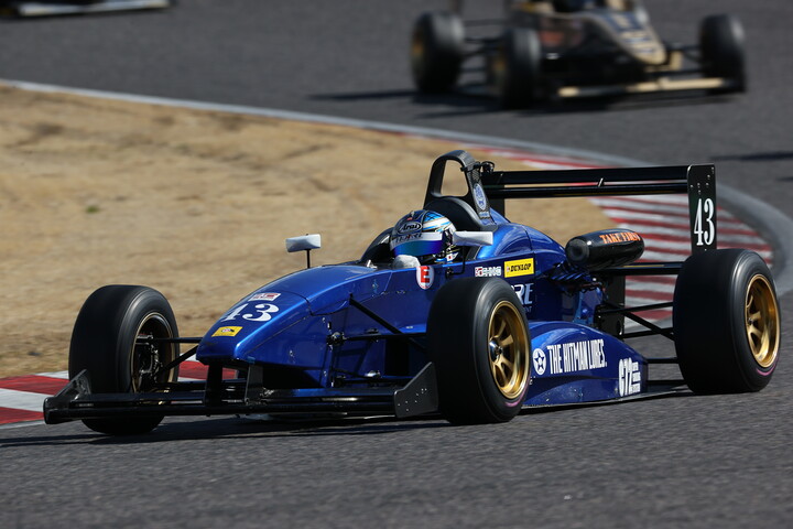 優勝は鈴木智之（テイクファースト☆C72制動屋）