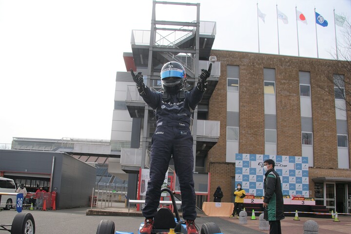 優勝した池田拓馬（テイクファースト&アメロイド）