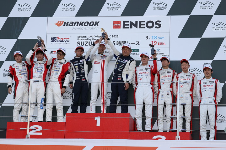 ST-4クラスの表彰式