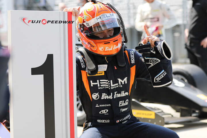 優勝した平木湧也（HELM MOTORSPORTS）