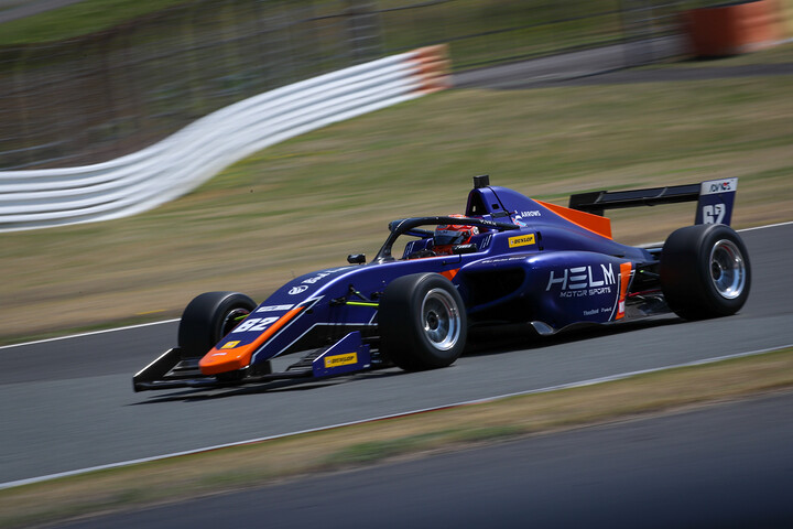 レース1予選2位、レース2予選3位、レース3予選2位の平木湧也（HELM MOTORSPORTS F111/3）