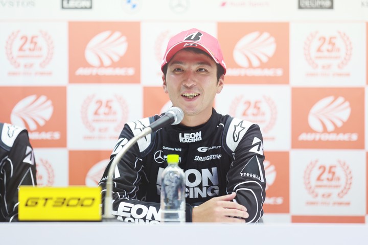 予選記者会見：GT300クラスでポールポジションを獲得した蒲生尚弥（K2 R&D LEON RACING）