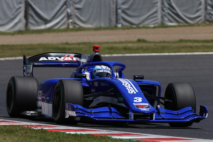 フリー走行1回目：3位は山下健太（REALIZE Corporation KONDO SF23）