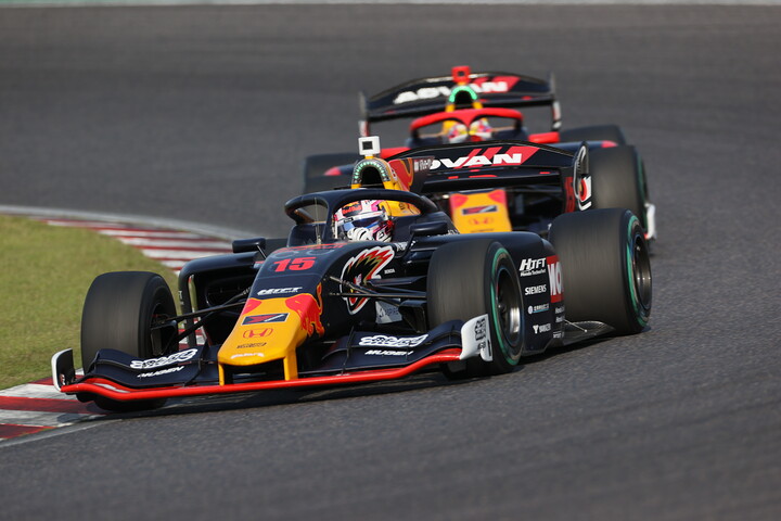 決勝4位はリアム・ローソン（Red Bull MOTUL MUGEN SF23）