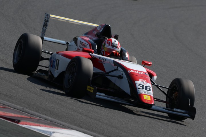 決勝3位は小林利徠斗（TGR-DC RSトムススピリットF4）