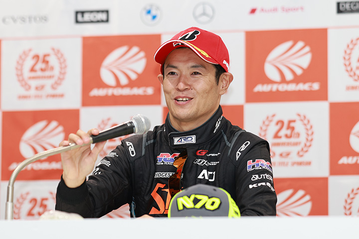 予選記者会見：GT500クラスポールポジションの山本尚貴（TEAM KUNIMITSU）
