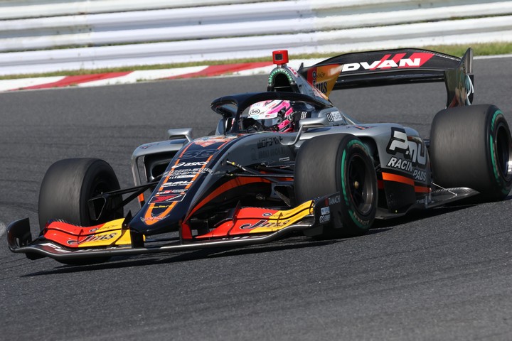 決勝3位は坪井翔（P. MU/CERUMO・INGING SF23）