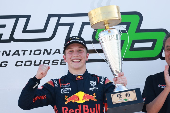 優勝したリアム・ローソン（TEAM MUGEN）