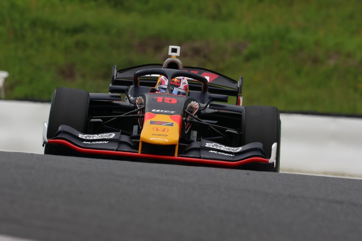 フリー走行1回目：トップタイムはリアム・ローソン（Red Bull MOTUL MUGEN SF23）