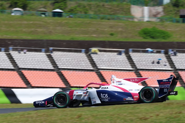 フリー走行2回目：トップタイムは佐藤蓮（TCS NAKAJIMA RACING SF23）