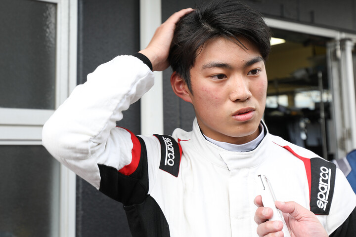 優勝した豊島里空斗（C.S.I Racing ED）