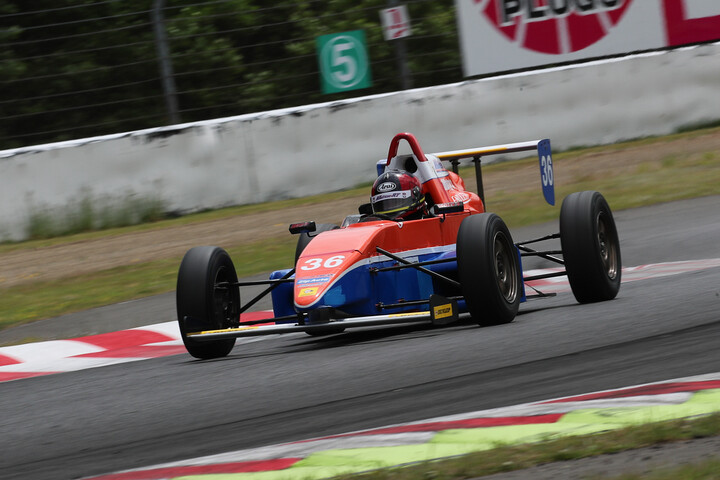 決勝6位は磐上隼斗（アルビ富士吟景GIA ED）